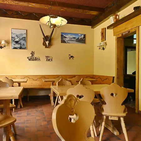 Hostel Grand-combin